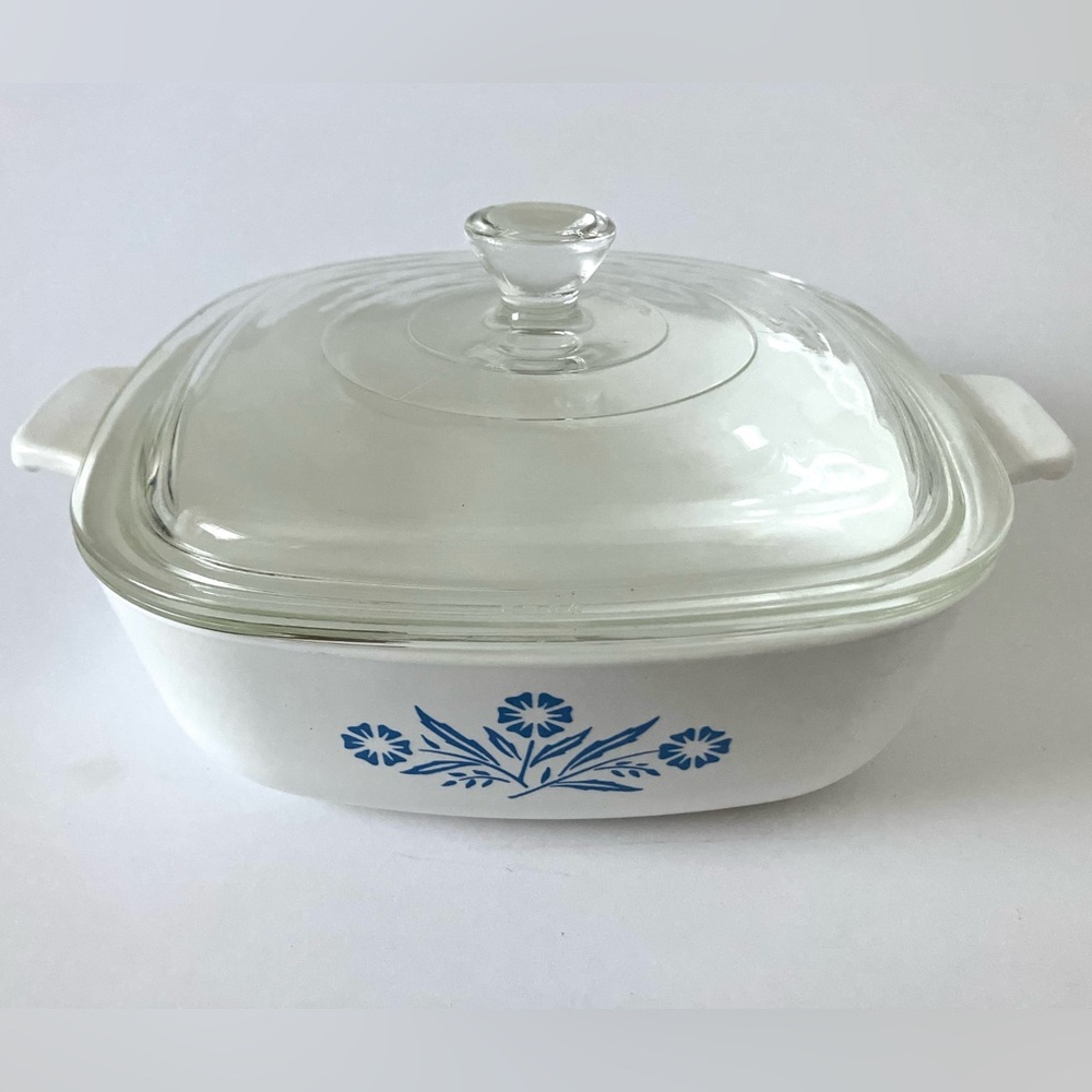 Vintage Corning Ware Casserole Baking Dish with Lid Cornflower Blue 1 Quart